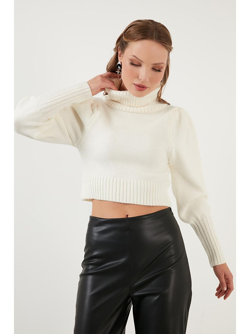 Ekru Kol Detaylı Boğazlı Yaka Kazak 63622534-1