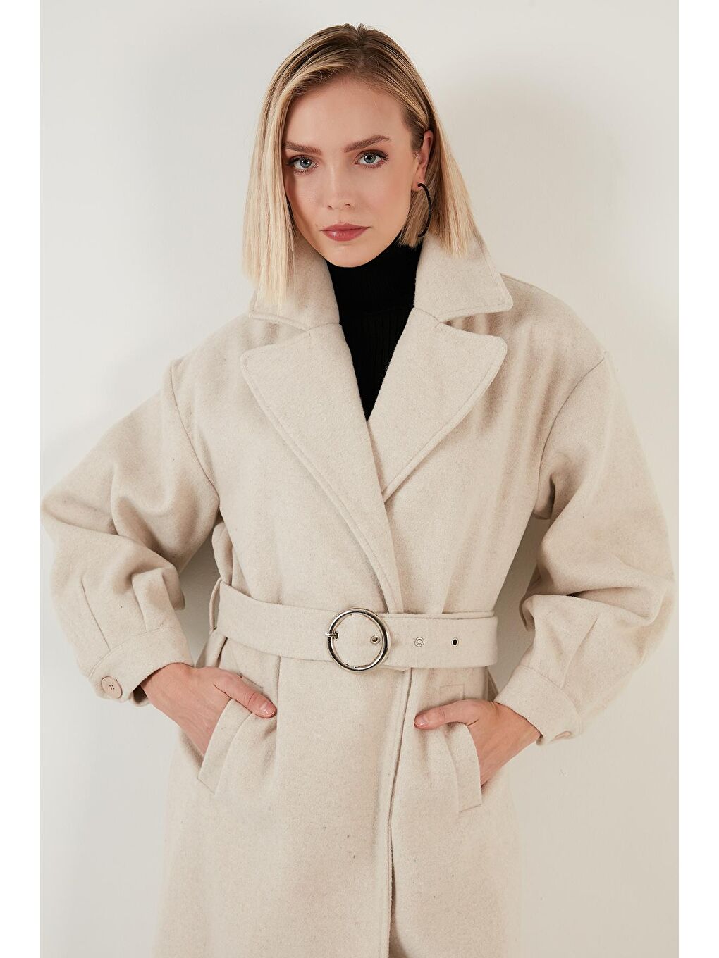 Gri Pamuklu Regular Fit Kemerli Balon Kol Uzun Kaban 6380029-3