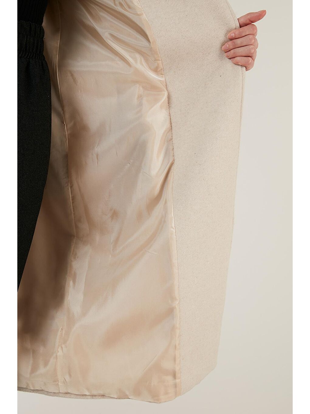 Gri Pamuklu Regular Fit Kemerli Balon Kol Uzun Kaban 6380029-4