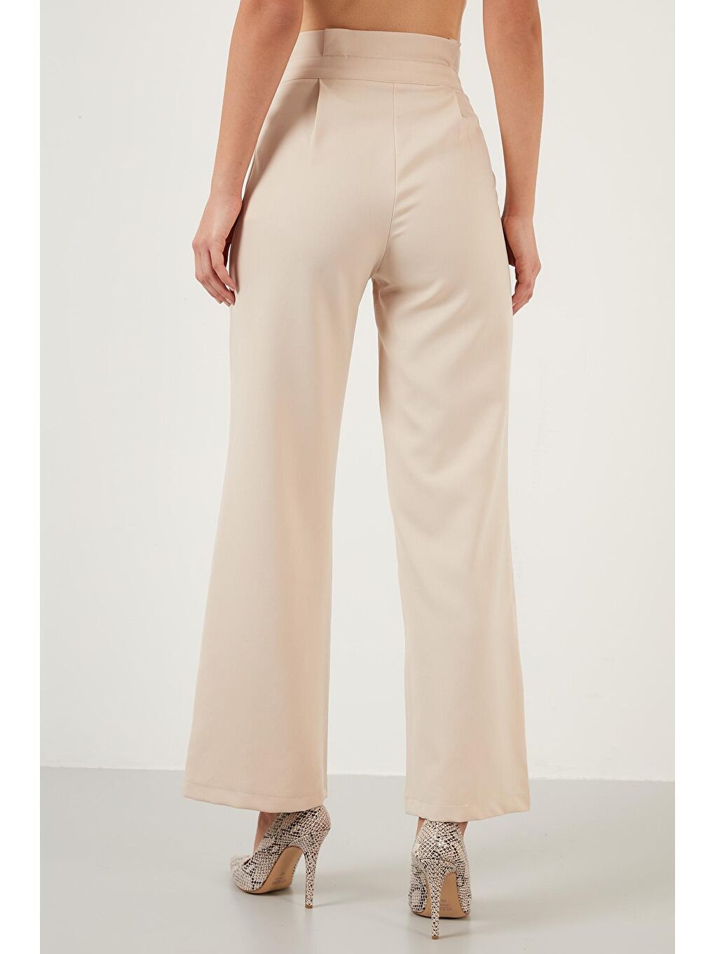 Bej Yüksek Bel Bol Paça Kumaş Pantolon 6476001-4