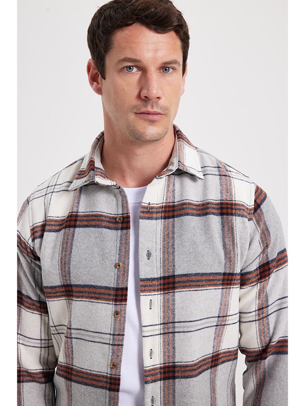 Gri Erkek Slim Fit Dar Kesim Kareli Kışlık Oduncu Gömlek-1