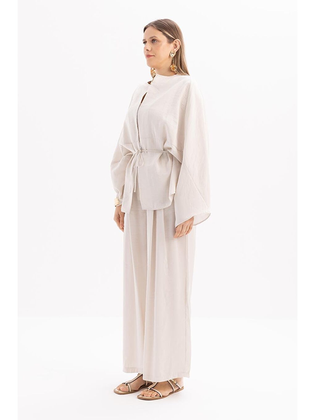 Kahverengi Taş-Belden Bağcıklı Modal Kimono-2