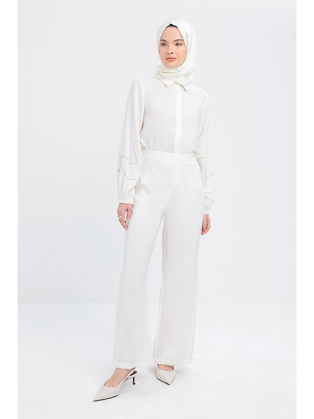 Ekru-Yandan Fermuarlı Modal Geniş Paça Pantolon