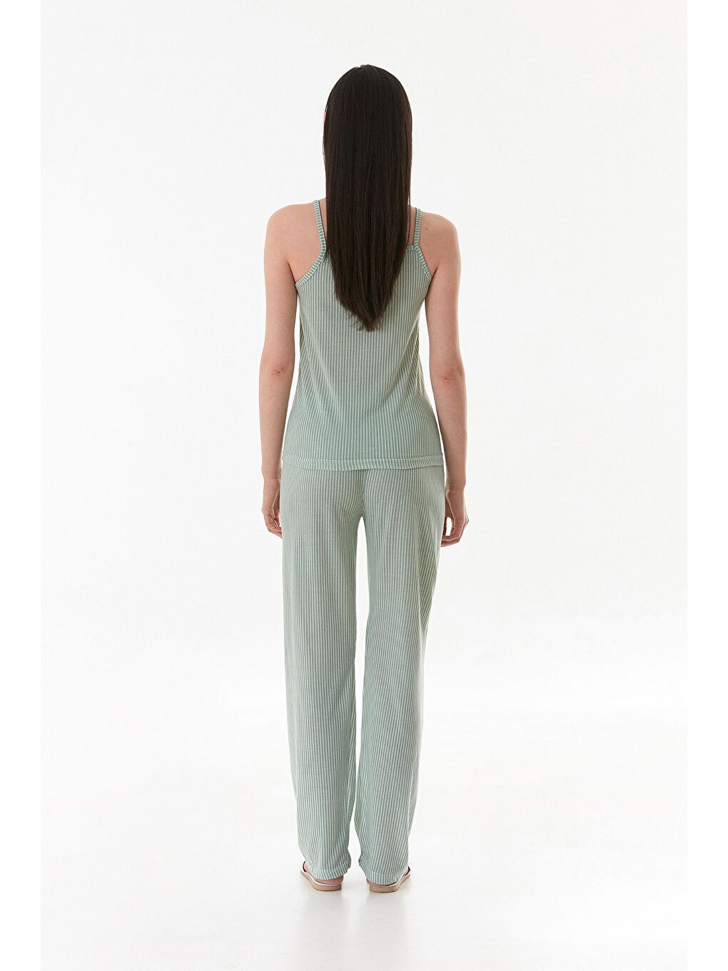 Yeşil İnce Çizgili Askılı Dantelli Pijama Takımı-2