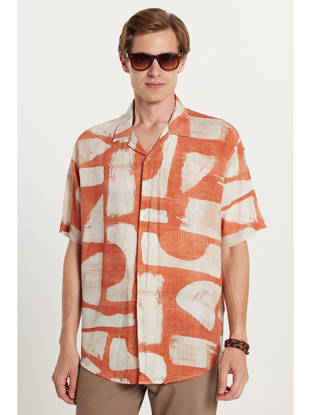 Karışık Erkek Relax Fit Rahat Kesim Kısa Kollu Apaş Yaka Viskon Baskılı Gömlek-3