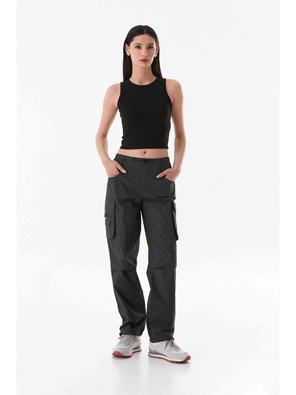 Gri Beli Ve Paçası Stoperli Kargo Cepli Paraşüt Kumaş Pantolon