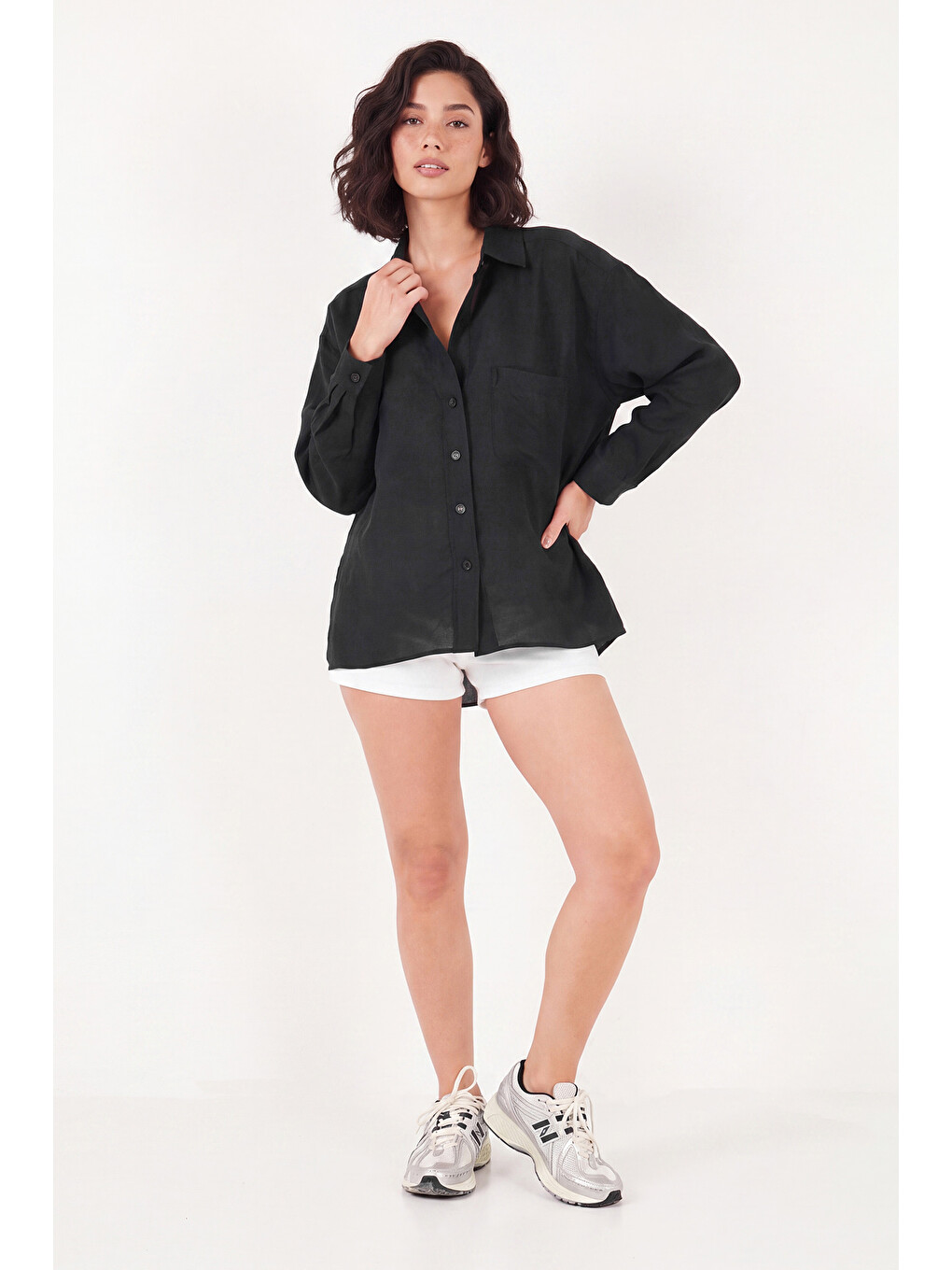 Siyah Modal Oversize Fit Uzun Kollu Kadın Gömlek 6834612-3