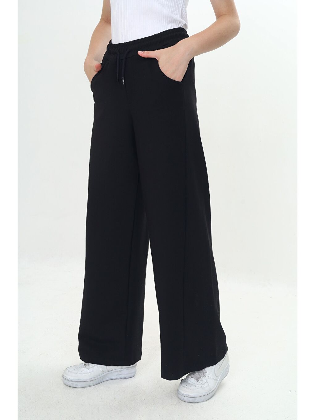 Siyah Kız Çocuk Okul Arkadan Öne Dönüşlü Eşofman Alt-3