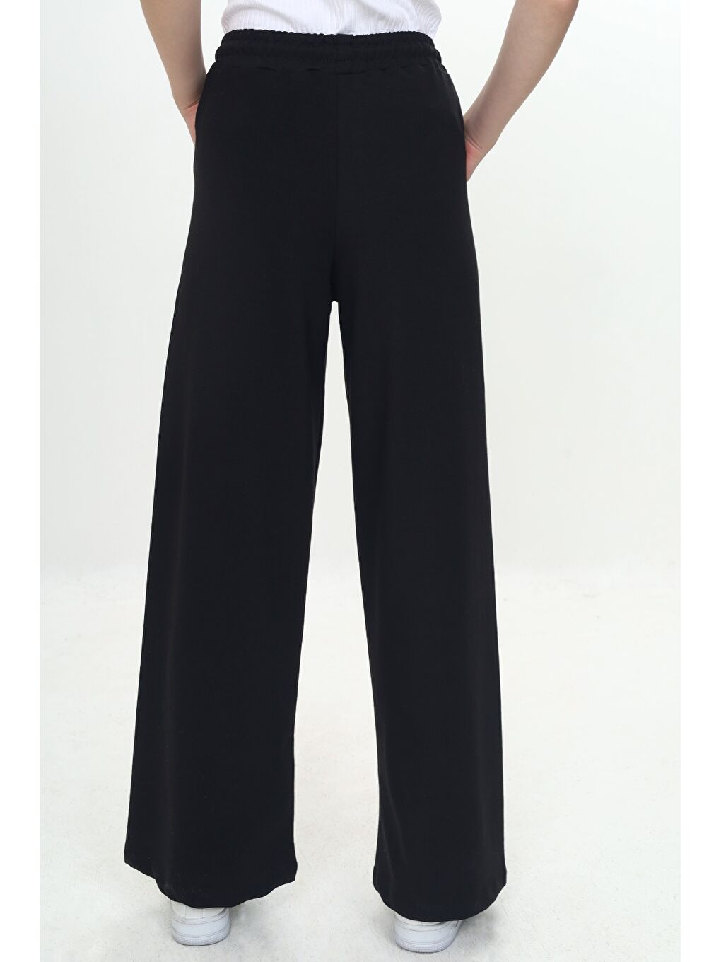 Siyah Kız Çocuk Okul Arkadan Öne Dönüşlü Eşofman Alt-5