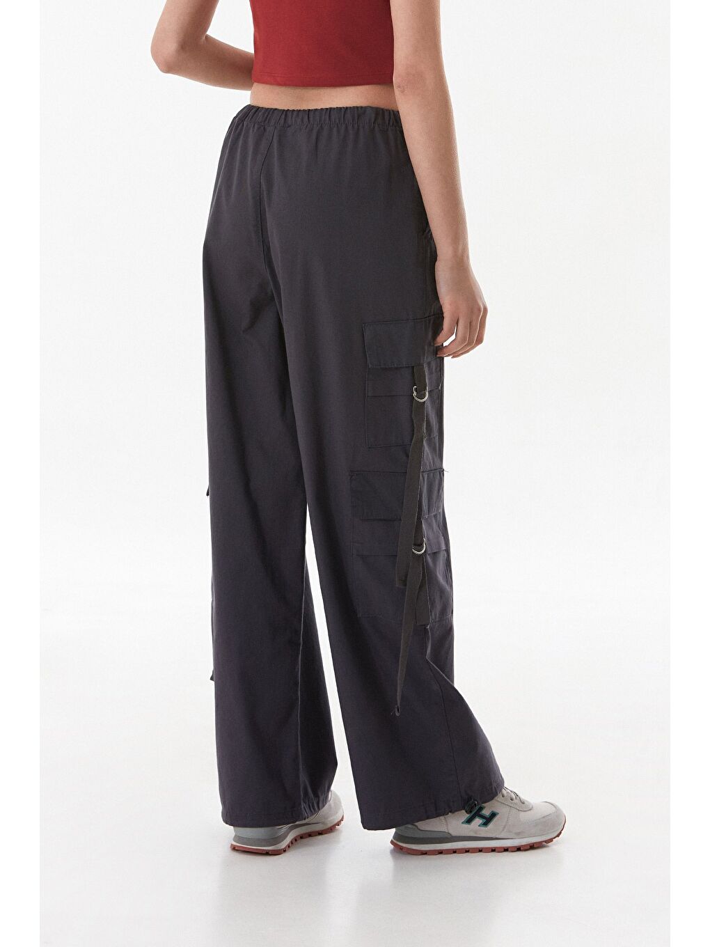 Gri Beli Ve Paçası Stoperli Kargo Cepli Gabardin Pantolon-4