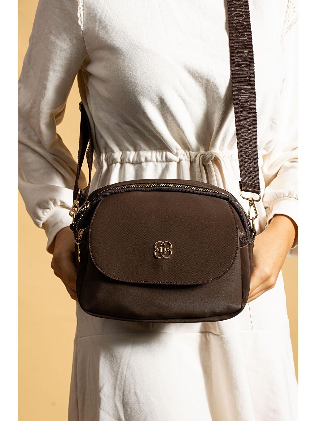 Kahverengi Ayarlanabilir Askılı 3 Bölmeli Fermuarlı Ön Kapaklı Kadın Omuz Çantası BAG5013-23-1