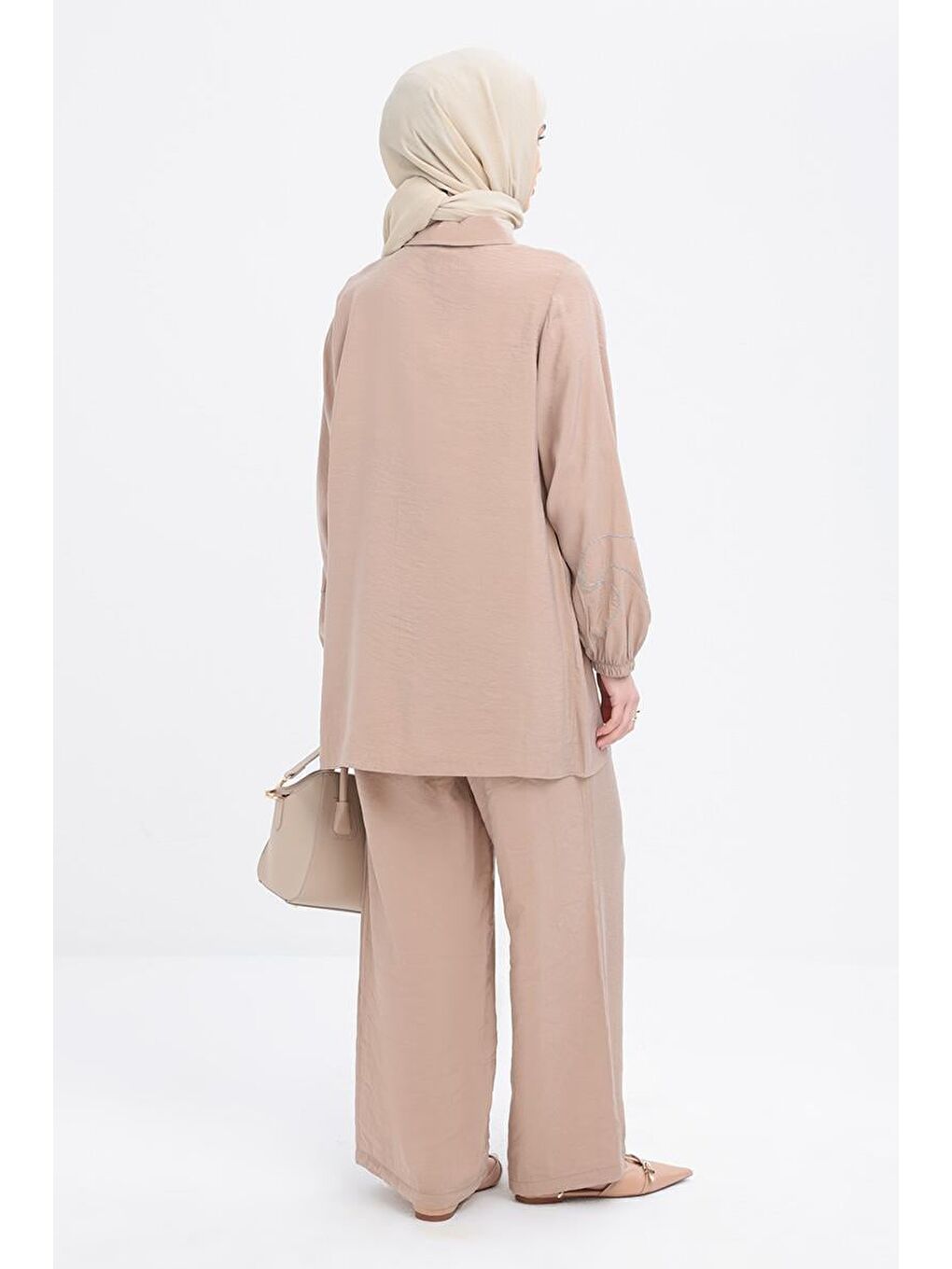 Bej Vizon-Zincir Nakışlı Kolu Lastikli Gömlek-2