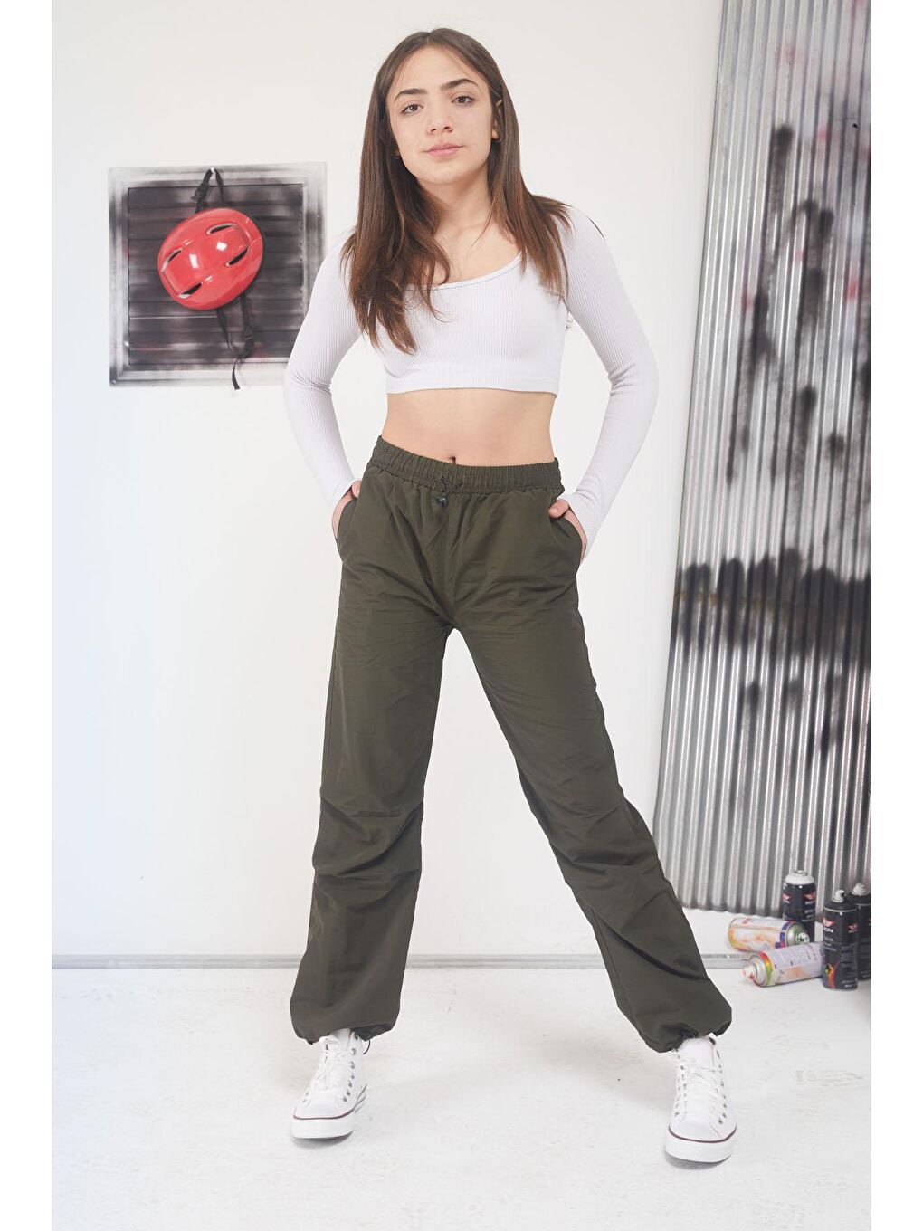 Haki Ayarlanabilir Yüksek Bel Kız Çocuk Paraşüt Pantolon 17589