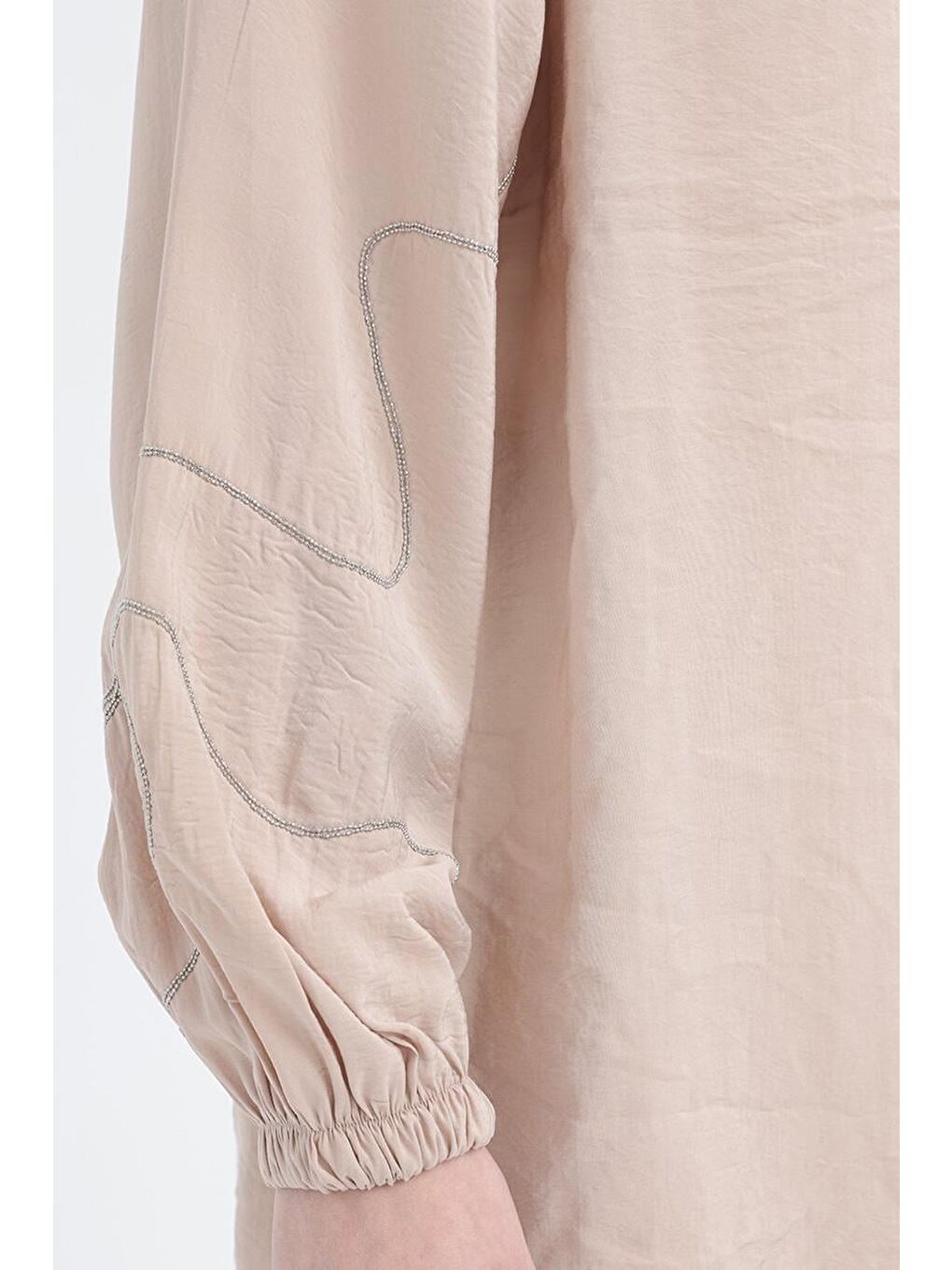 Bej-Zincir Nakışlı Kolu Lastikli Gömlek-4
