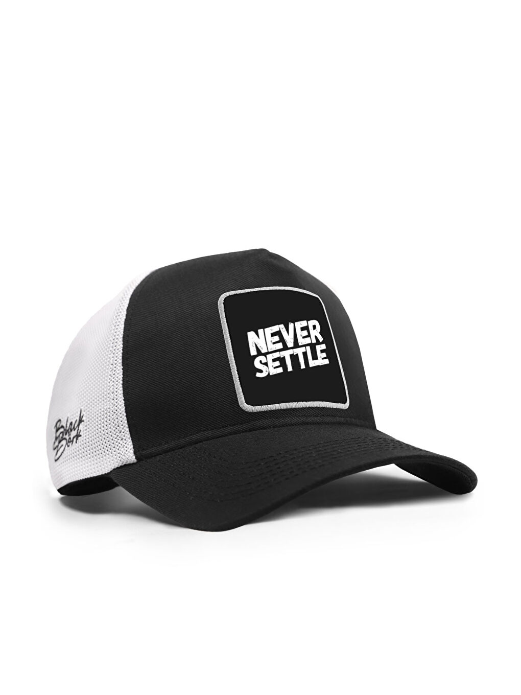 Never Settle Logolu Cordura Siyah-Beyaz Trucker Şapka