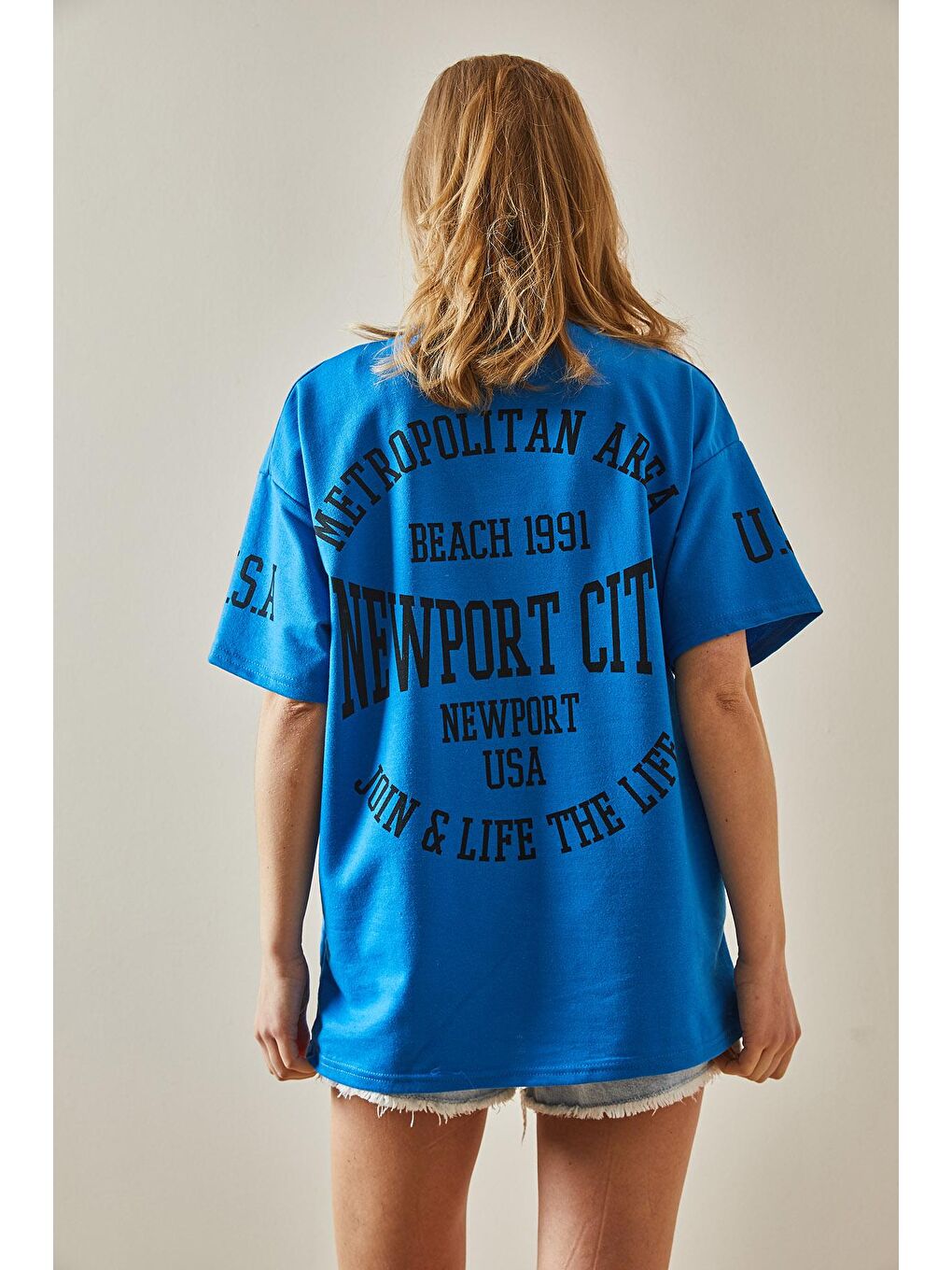 Mavi Arkası Yazılı Bisiklet Yaka Oversize Tişört 5YXK1-47970-12-4