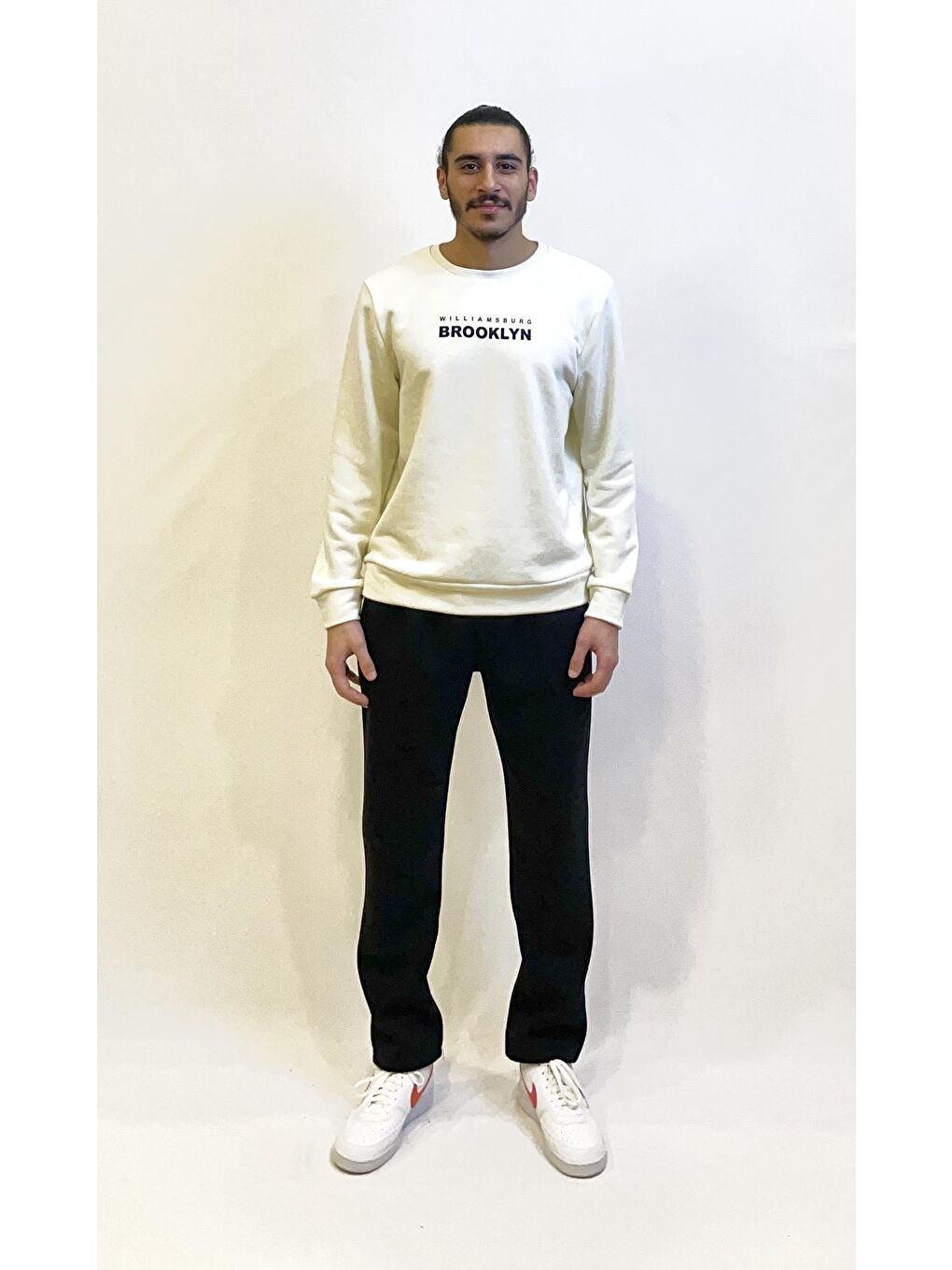 Süperlife Ekru Erkek Bisiklet Yaka Rahat Kalıp 3 iplik Kalın Brooklyn Baskılı Sweatshirt SPR24sw29