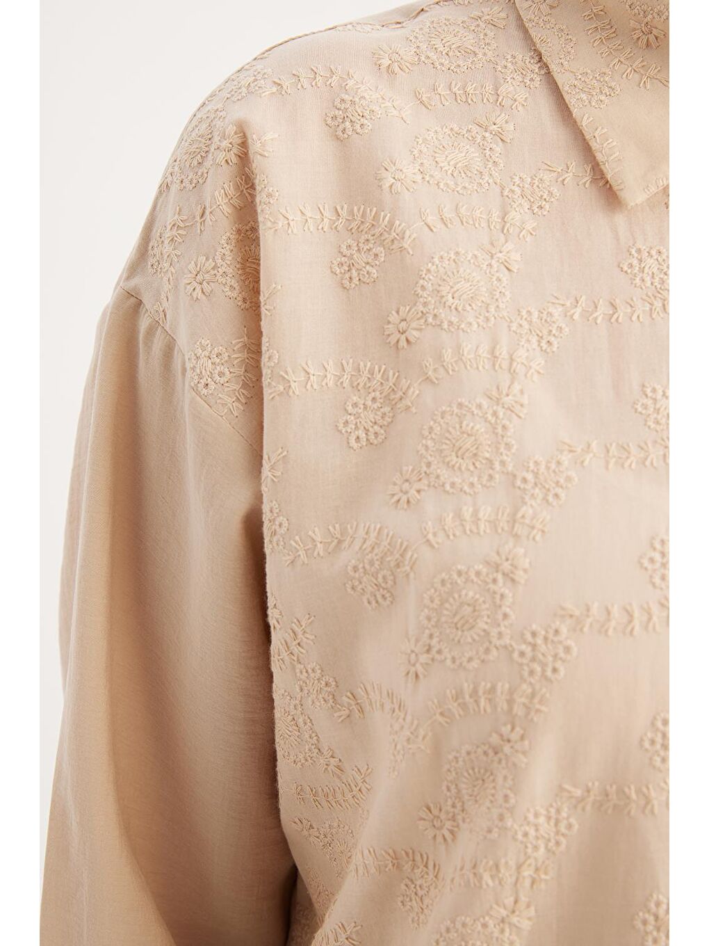 Bej-Fisto Detaylı Büyük Cepli Gömlek-4