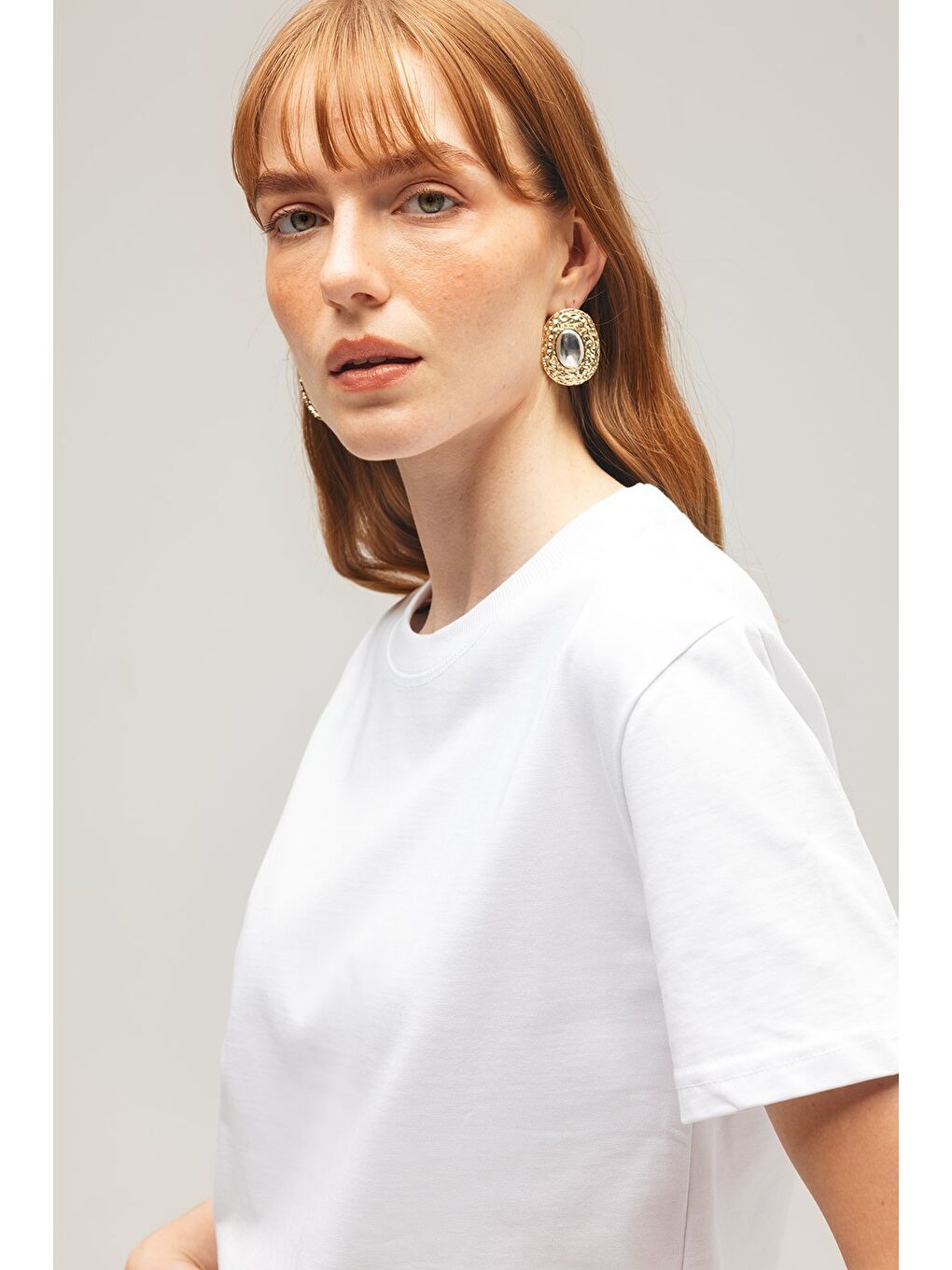 Beyaz Kadın Bisiklet Yaka Kısa Kollu Basic Tişört-1