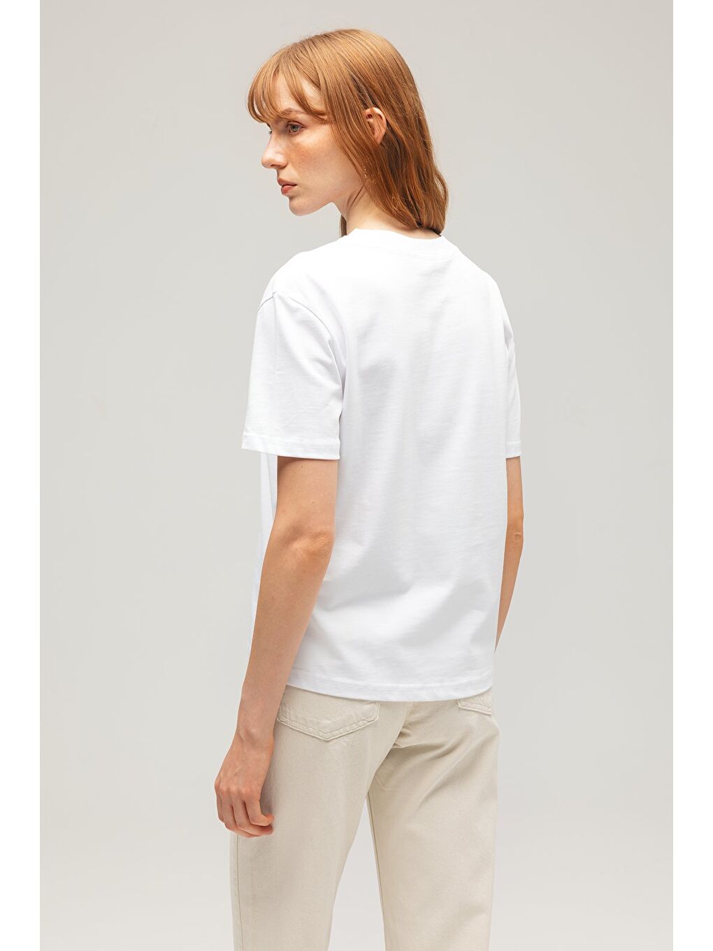 Beyaz Kadın Bisiklet Yaka Kısa Kollu Basic Tişört-4