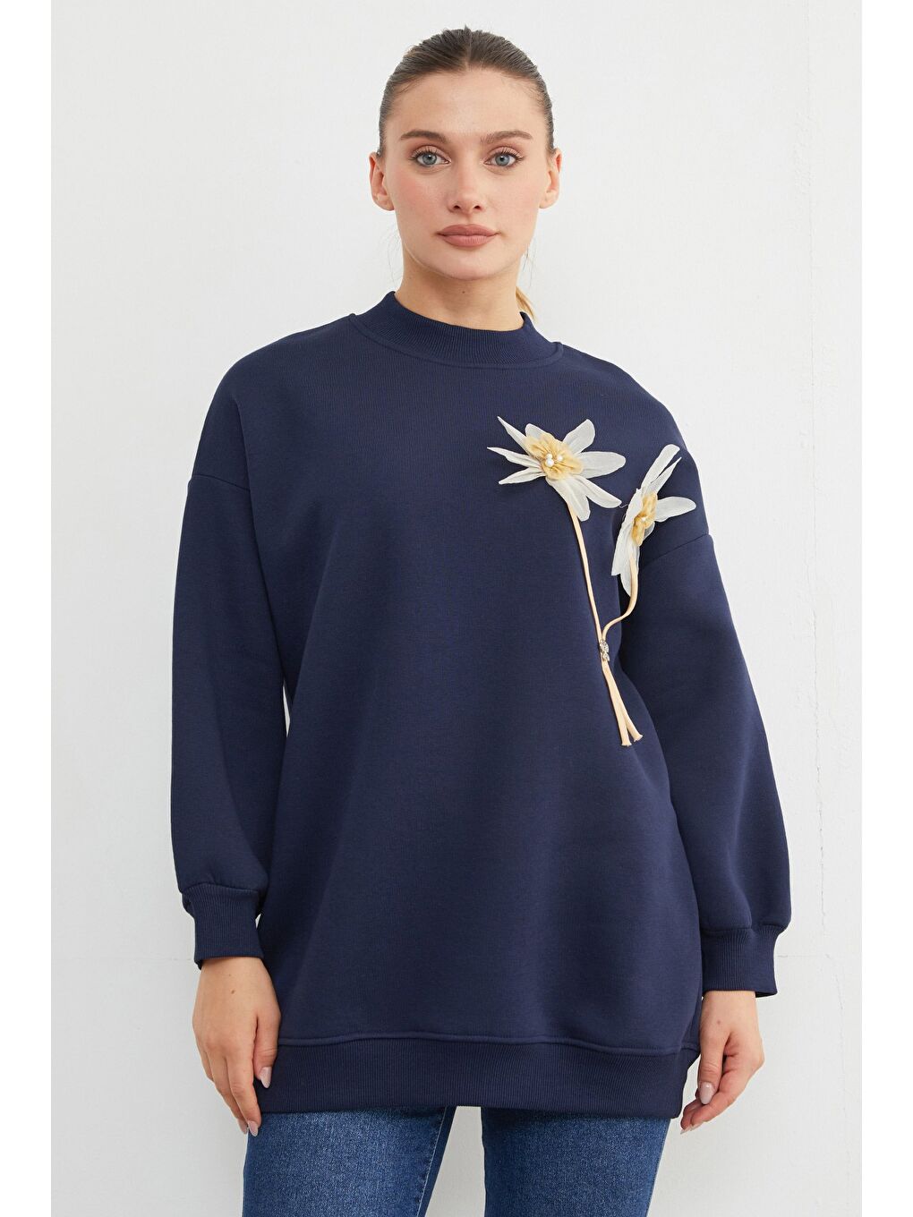 Lacivert 3 İplik Çiçek Aksesuarlı Oversize Tunik-2