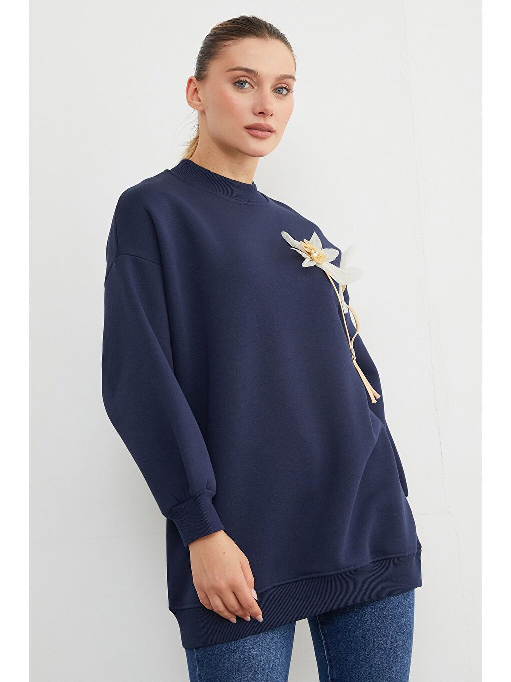 Lacivert 3 İplik Çiçek Aksesuarlı Oversize Tunik-3