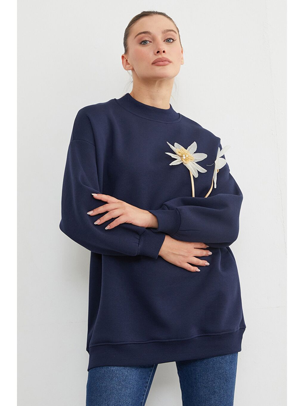 Lacivert 3 İplik Çiçek Aksesuarlı Oversize Tunik-4