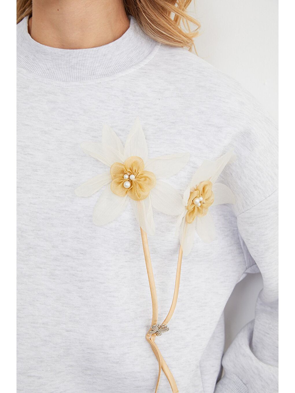 Gri 3 İplik Çiçek Aksesuarlı Oversize Tunik-3