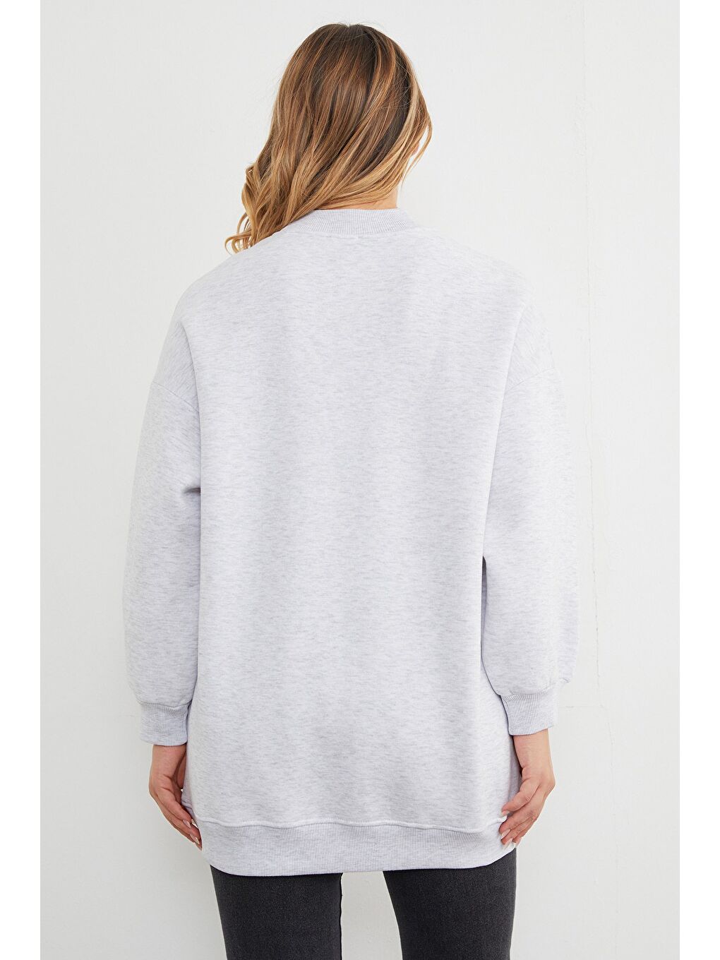 Gri 3 İplik Çiçek Aksesuarlı Oversize Tunik-4