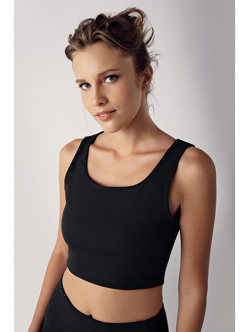 Artış Siyah Kalın Askılı Crop Top Fitilli Spor Büstiyer C02