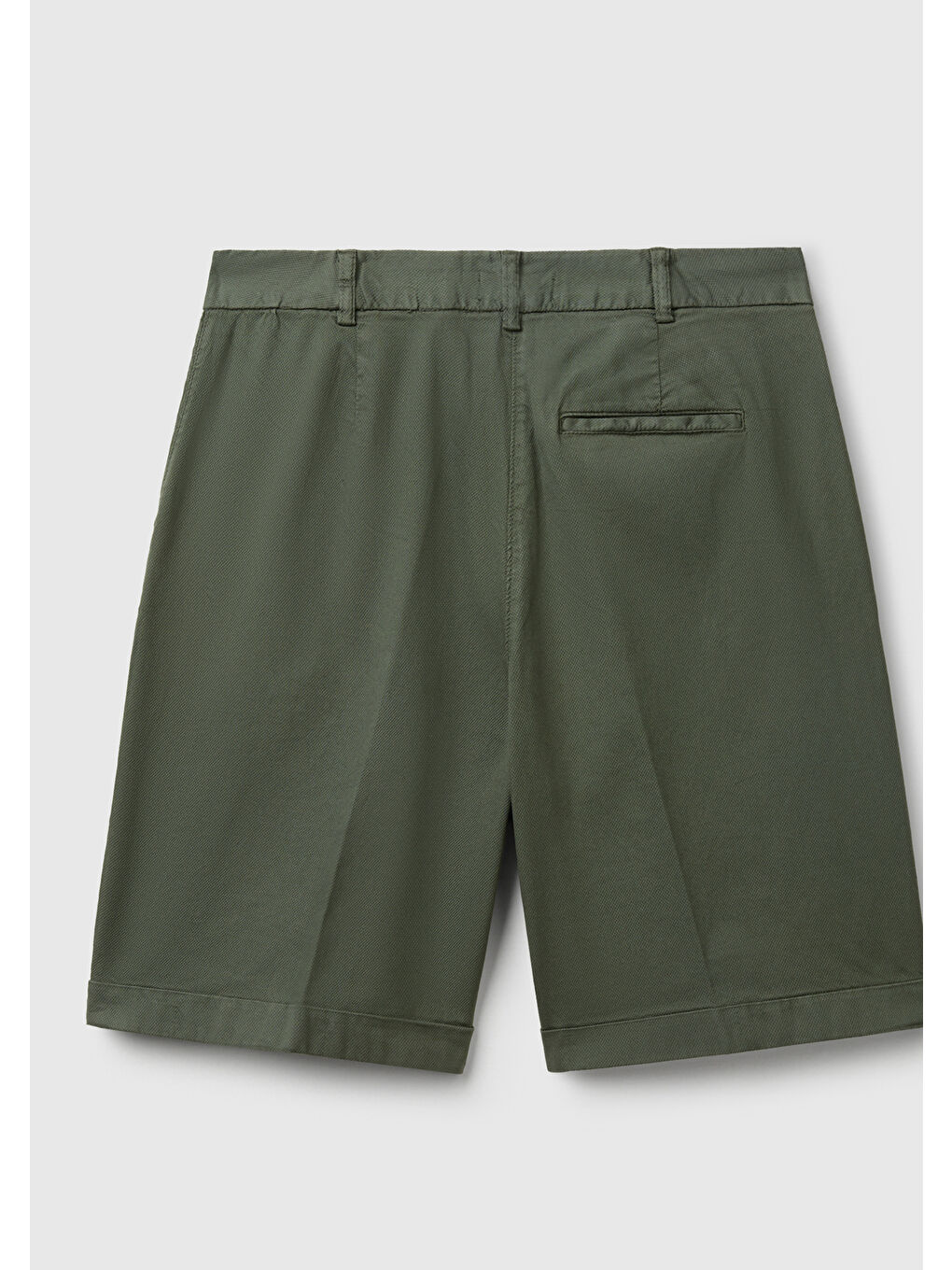 Kadın Haki Pamuk Karışımlı Önü Düğmeli Regular Fit Bermuda Şort-1
