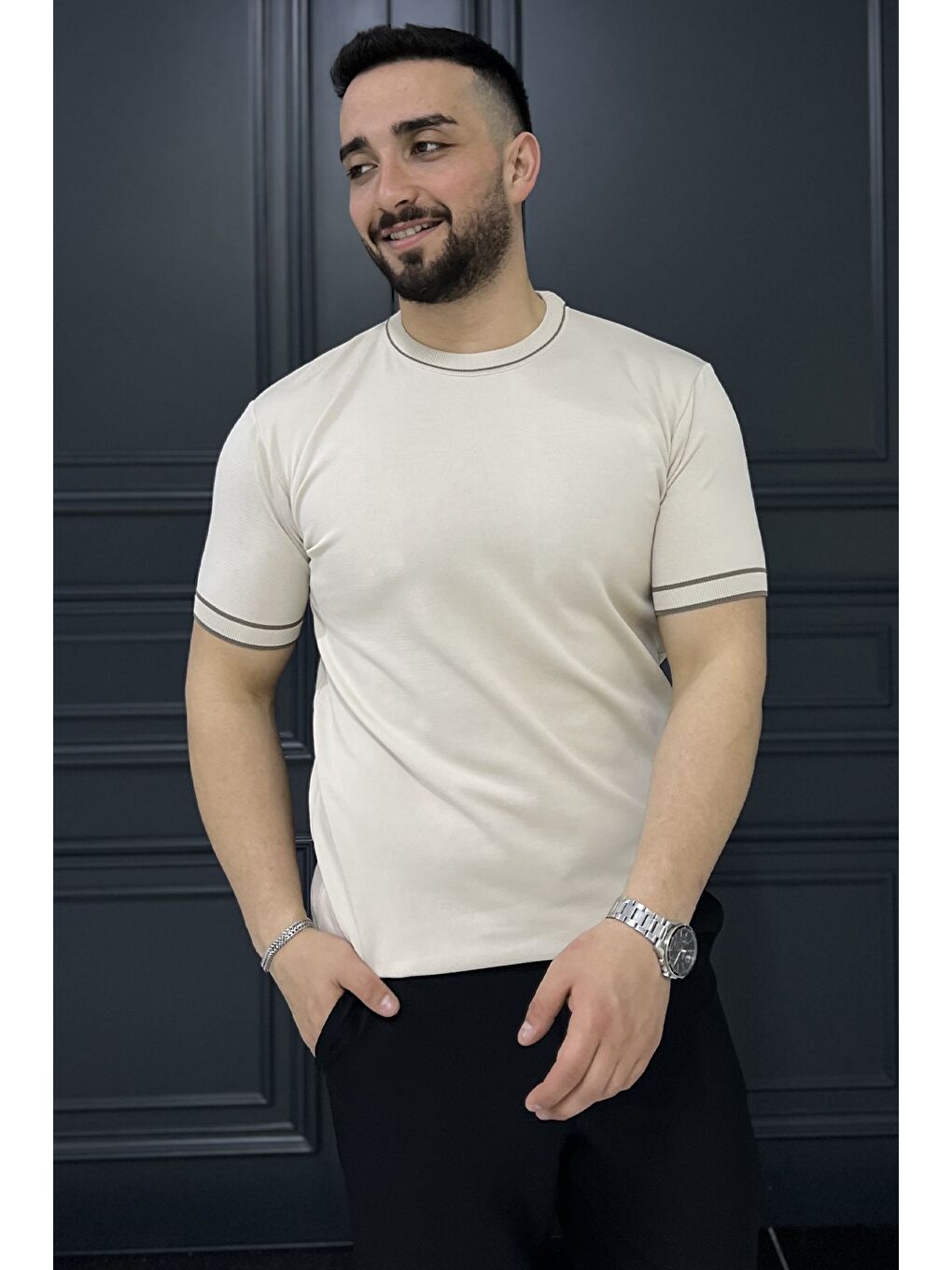 Bej Bisiklet Yaka Erkek Triko Tişört-1