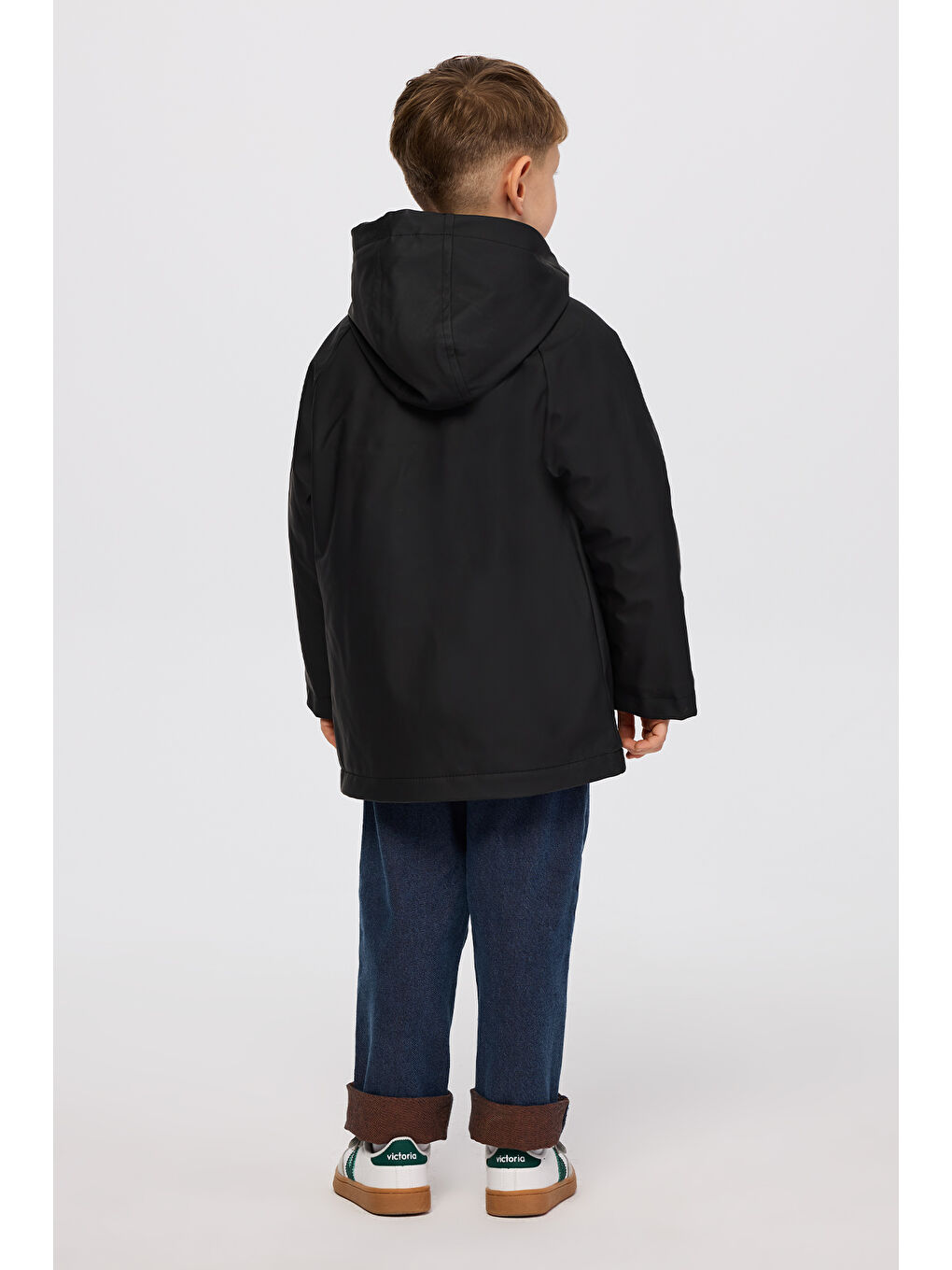 Erkek Çocuk Kapüşonlu Siyah Mont-6