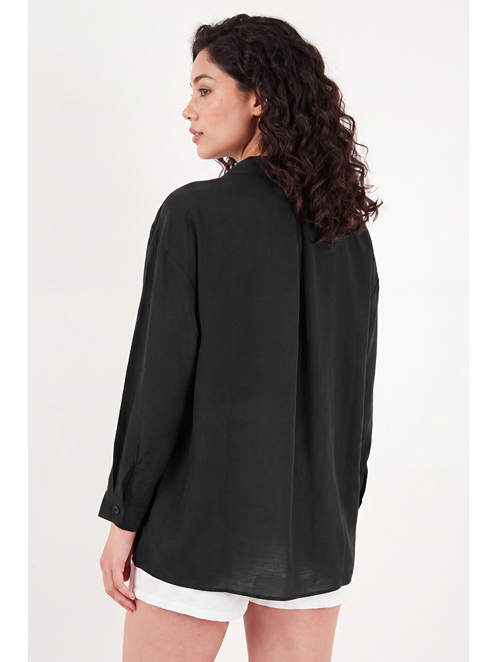 Siyah Modal Oversize Fit Uzun Kollu Kadın Gömlek 6834612-6