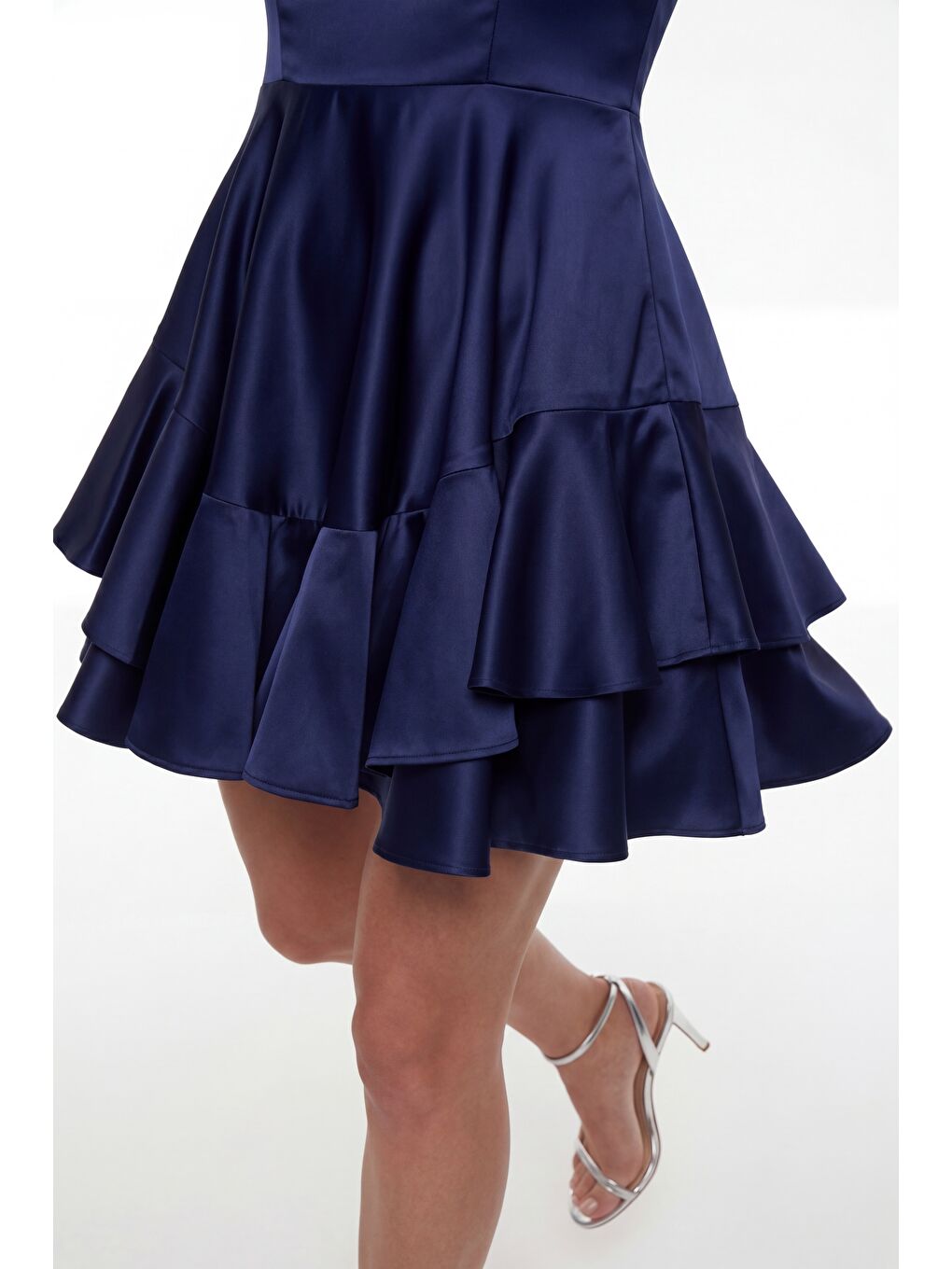 Kadın Lacivert Kare Yaka Fırfırlı Mini Saten Mezuniyet Abiye Elbise-3