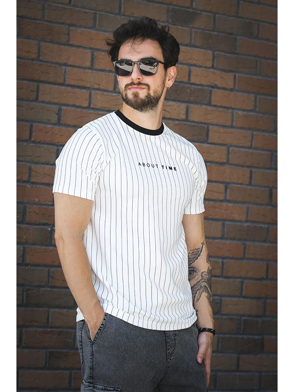 Beyaz About Baskılı Çizgili Bisiklet Yaka Slim Fit Erkek Tshirt-1