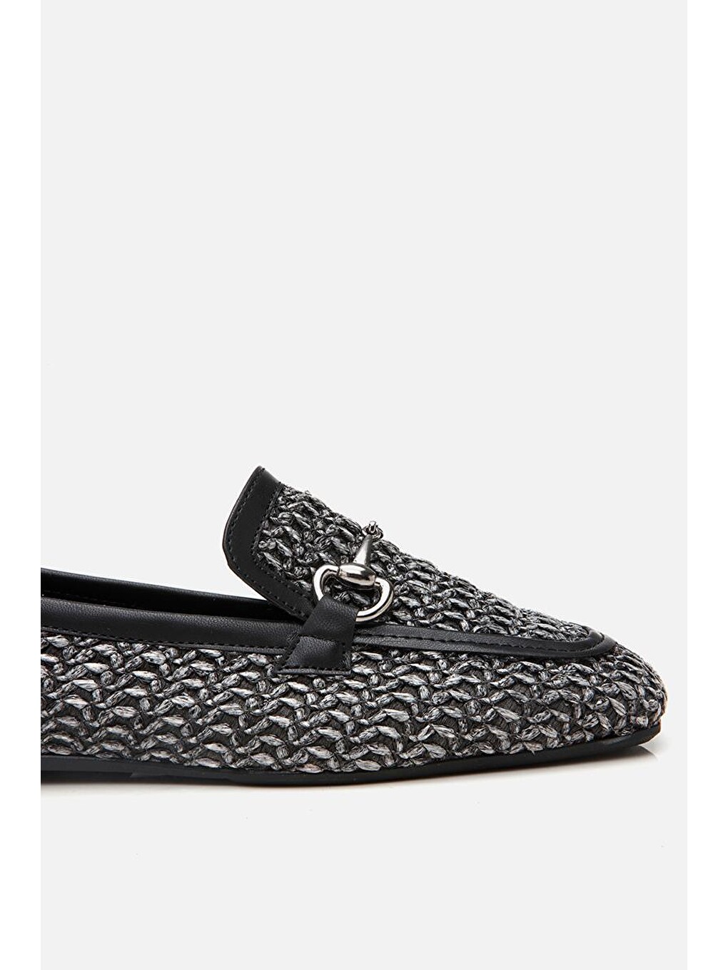 Kadın Siyah Hasır Detaylı Tokalı Loafer-5