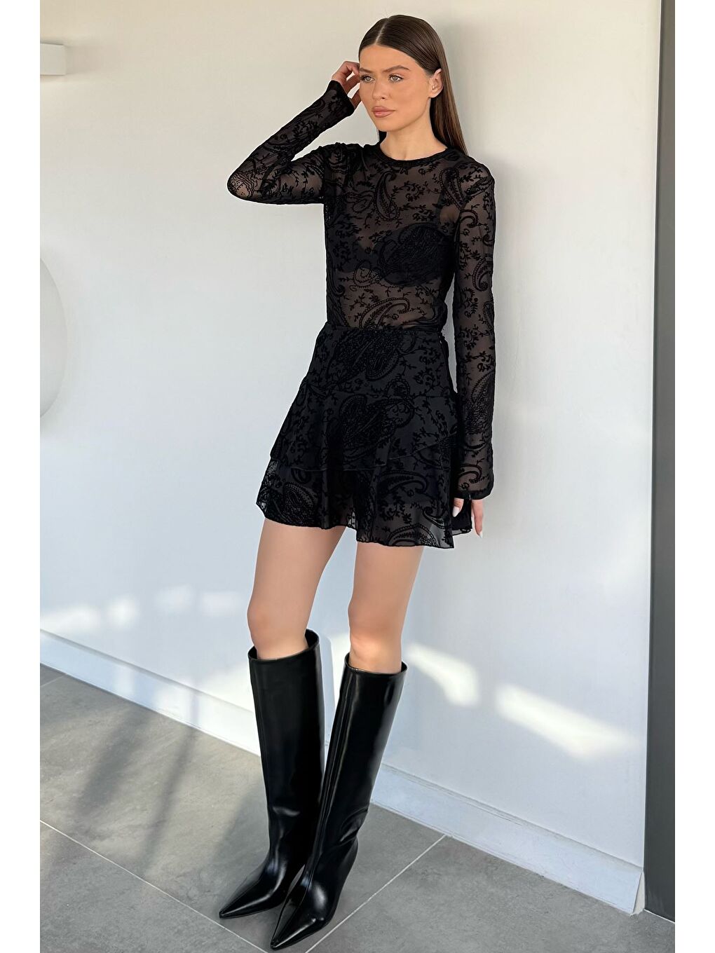 Siyah Kadın Bel Lastikli Pileli Floglu Şort Etek