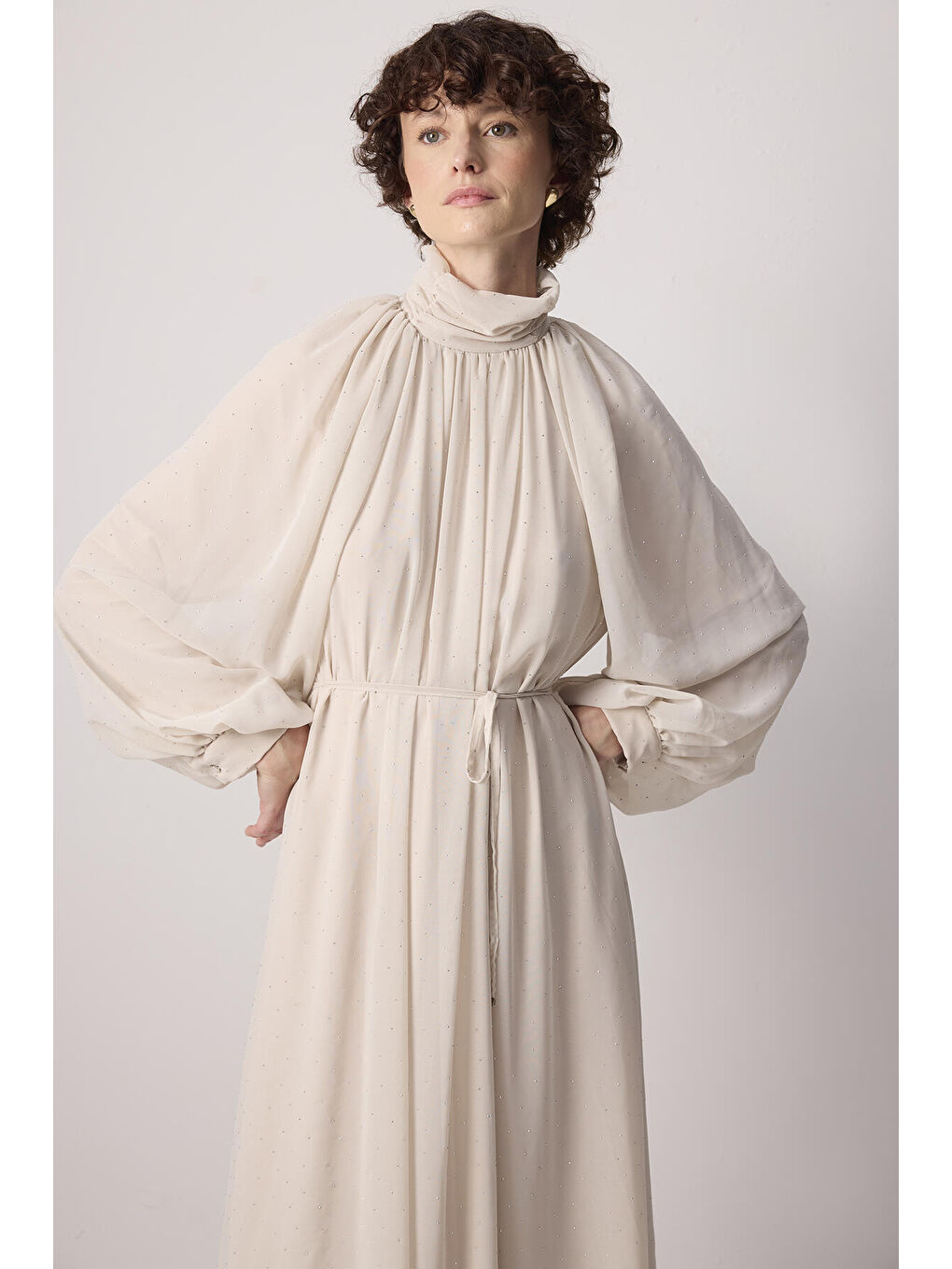 Bej Taş İşlemeli Balon Kol Elbise-1