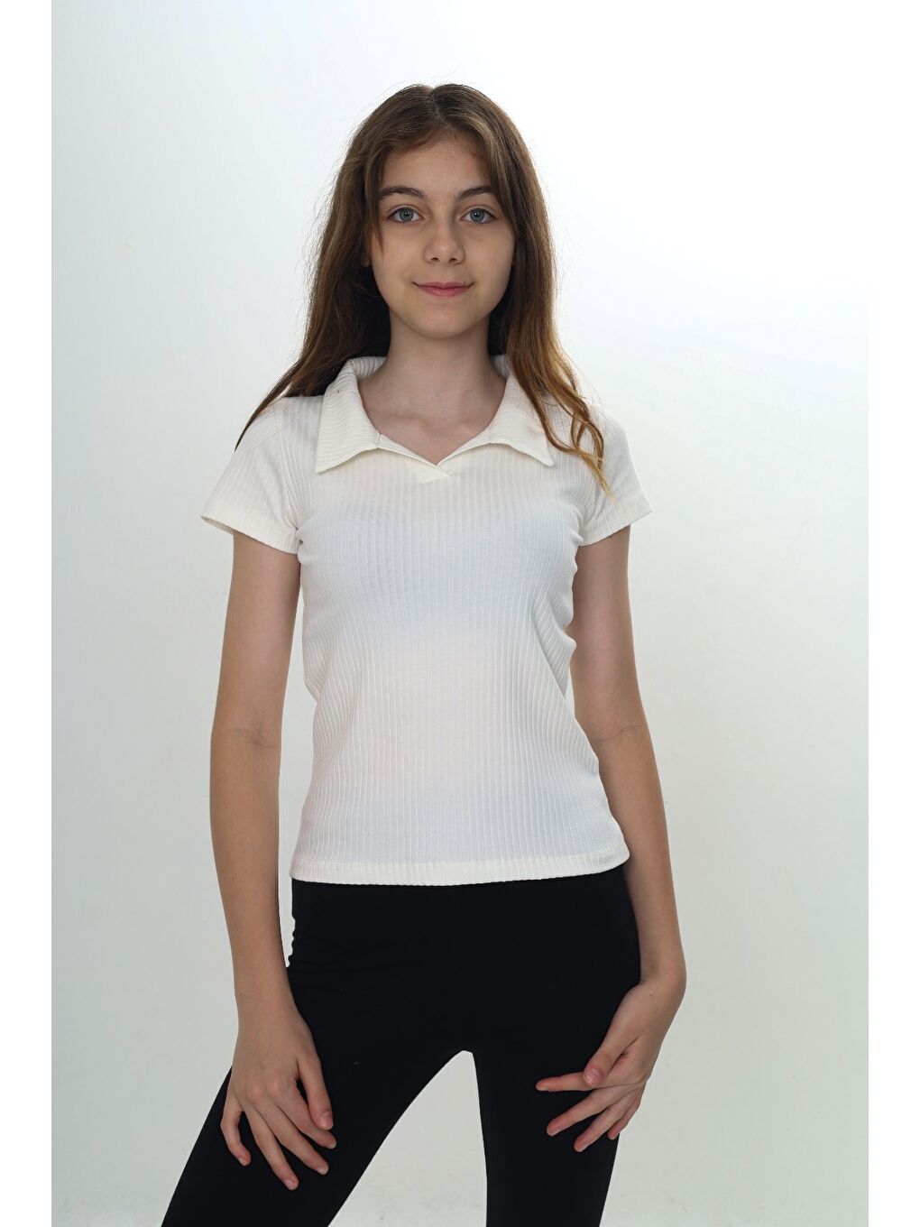 Ekru Kız Çocuk Okul Polo Yaka Fitilli Tişört