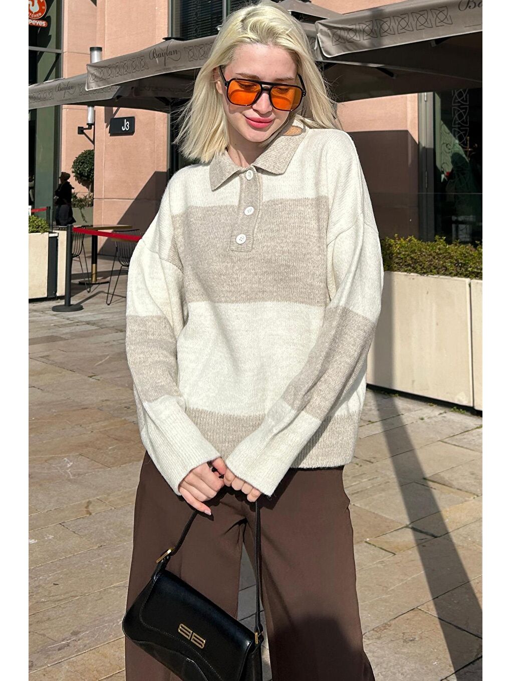 Bej Düğmeli Polo Yaka Çizgili Kadın Kazak Mg2286-1