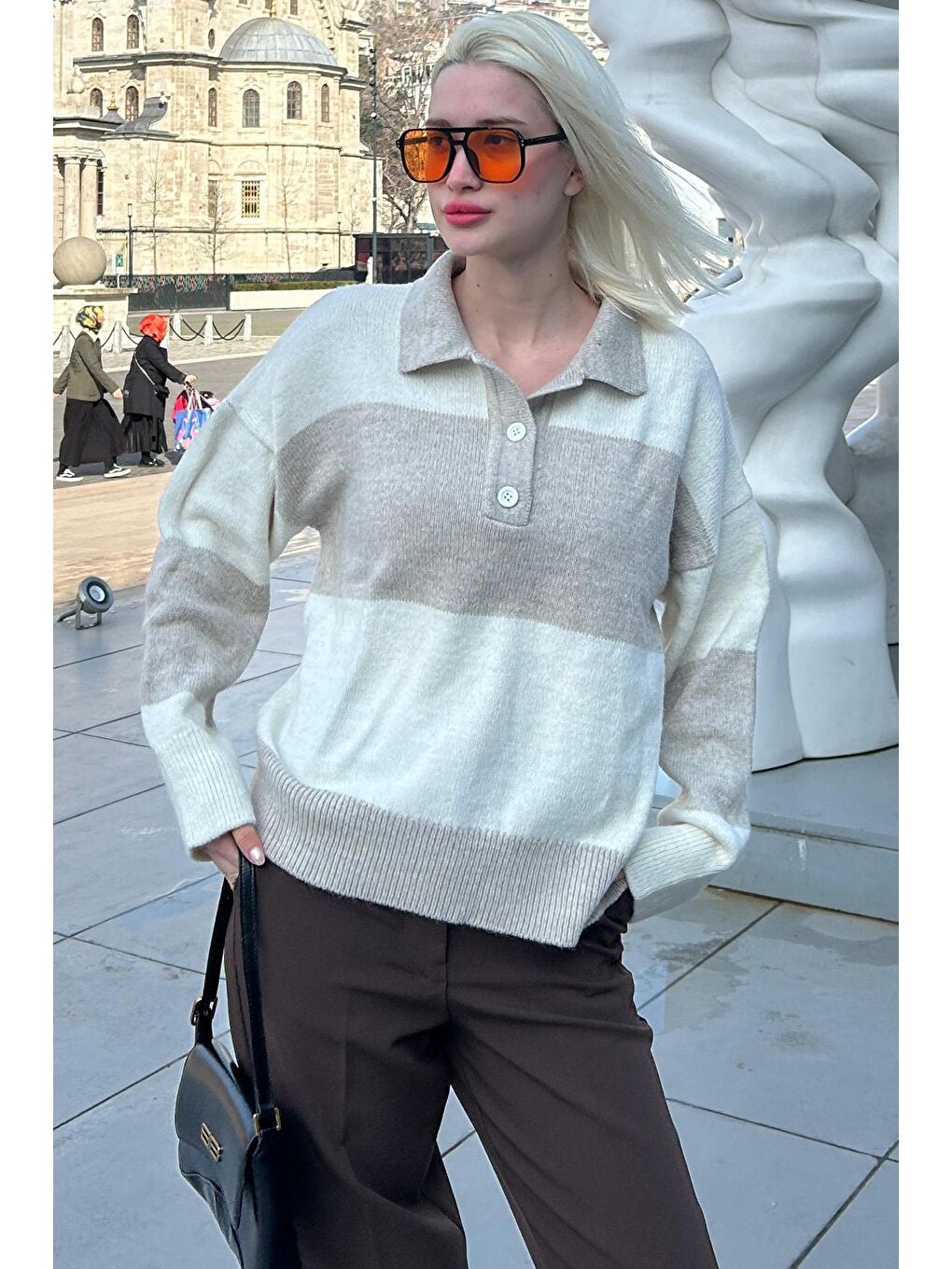 Bej Düğmeli Polo Yaka Çizgili Kadın Kazak Mg2286-3