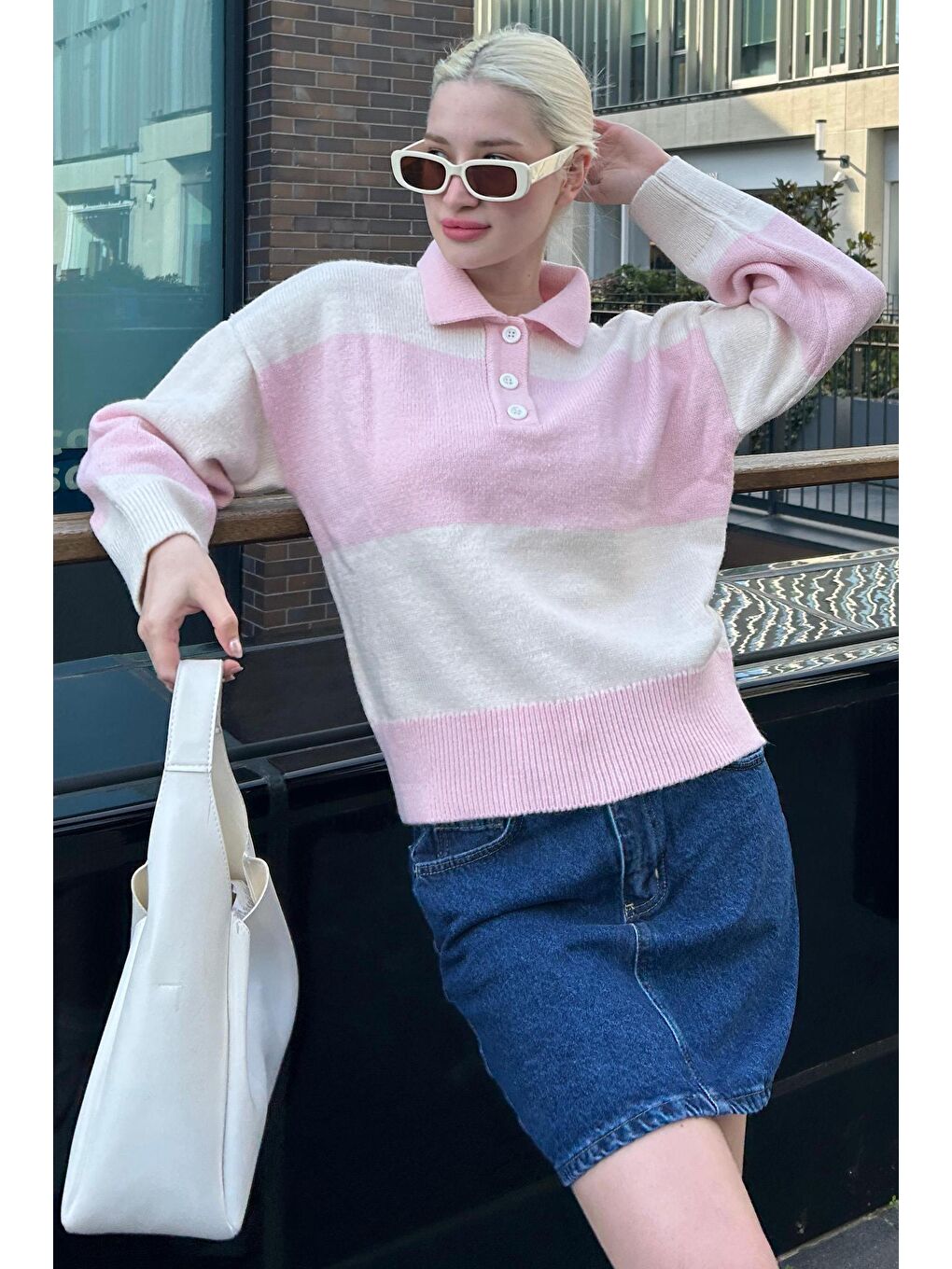 Pembe Düğmeli Polo Yaka Çizgili Kadın Kazak Mg2286