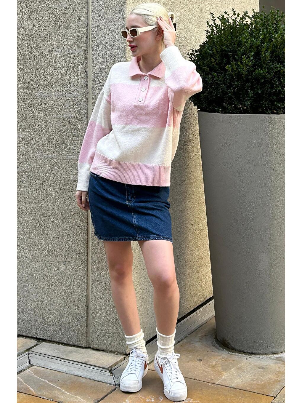 Pembe Düğmeli Polo Yaka Çizgili Kadın Kazak Mg2286-4