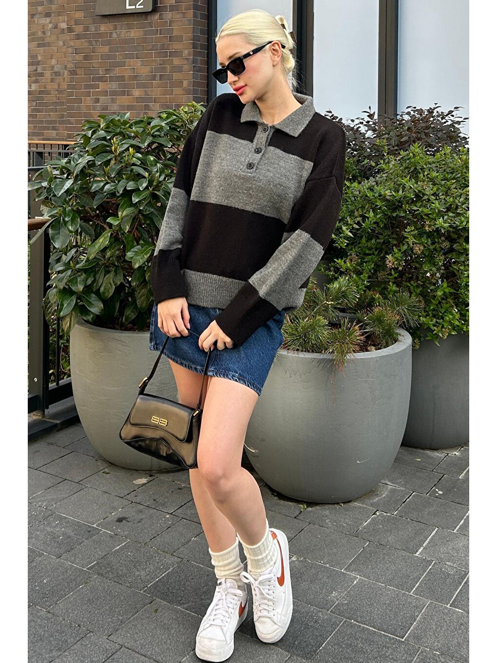 Antrasit Düğmeli Polo Yaka Çizgili Kadın Kazak Mg2286-4