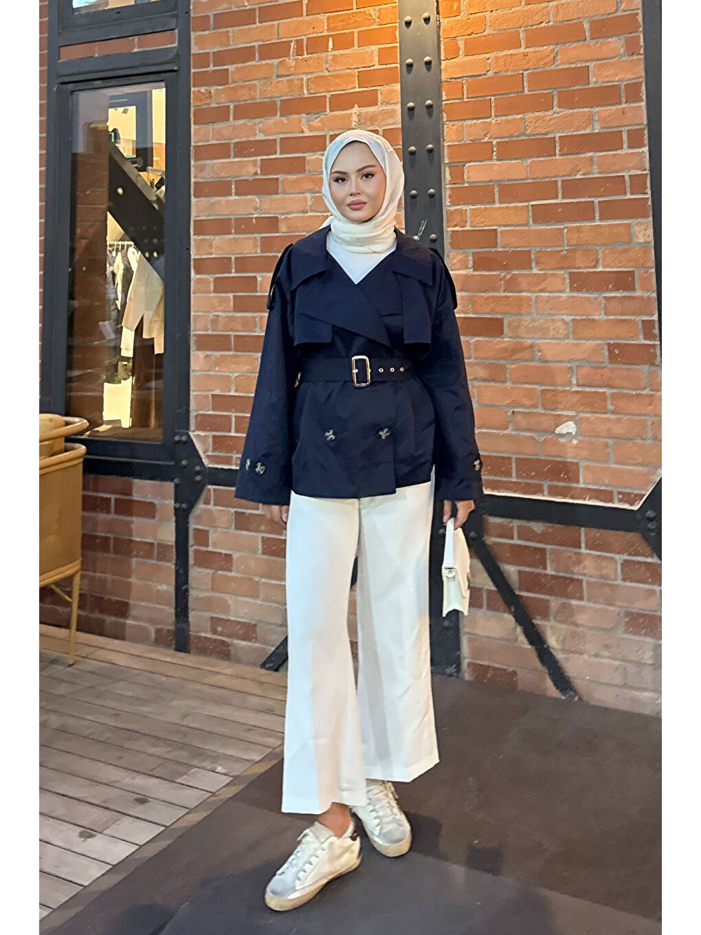 Kadın Kemer Detay Kısa Trenç Lacivert-1