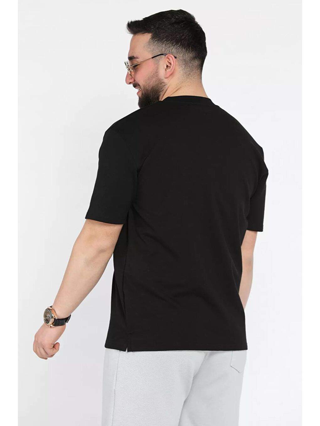 Siyah Erkek Bisiklet Yaka Baskılı Tişört-2