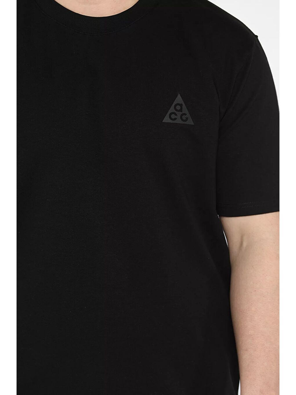 Siyah Erkek Bisiklet Yaka Baskılı Tişört-3