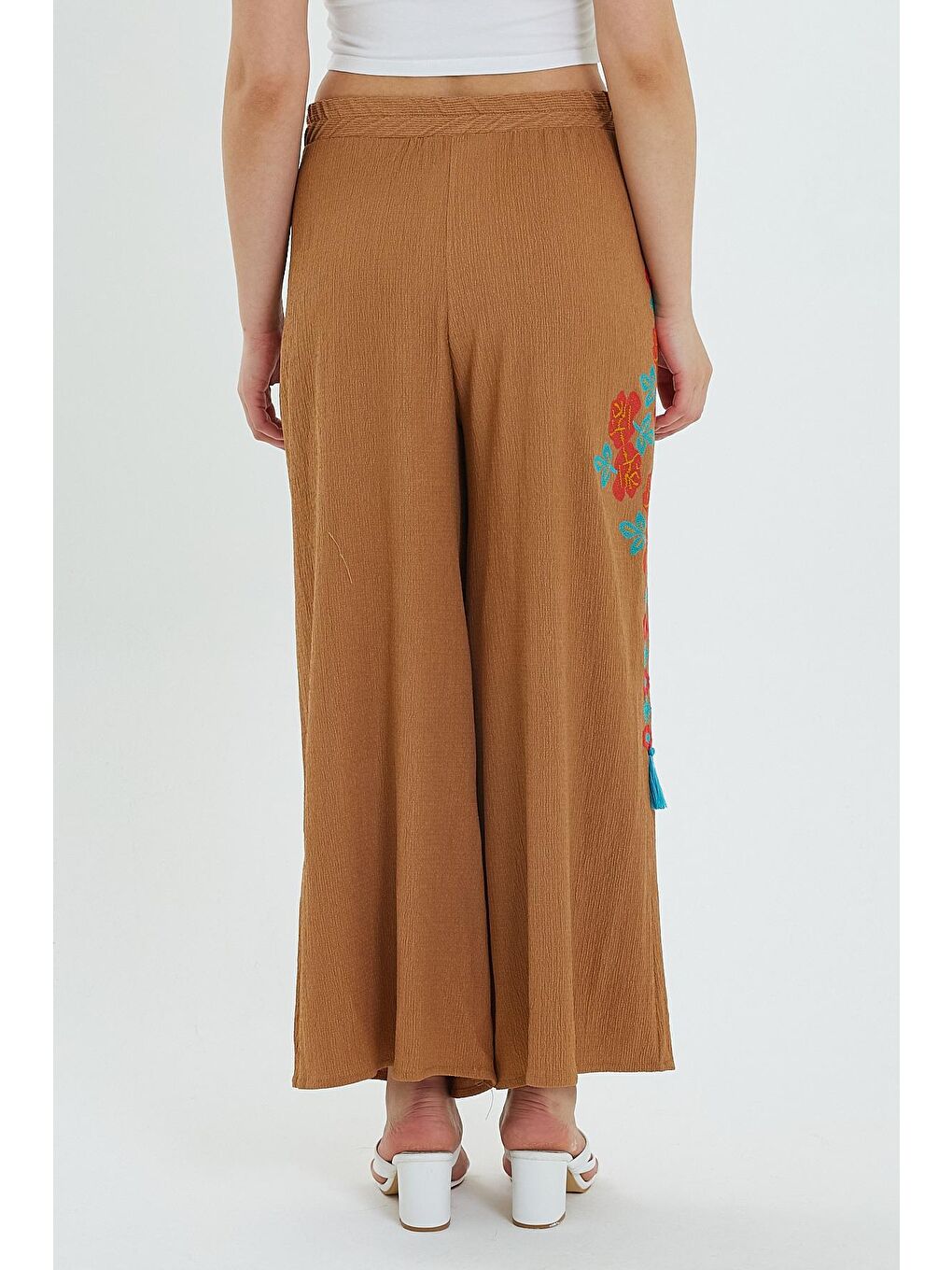 Sarı Kadın Yanı Nakışlı Bol Paça Pantolon 914-3