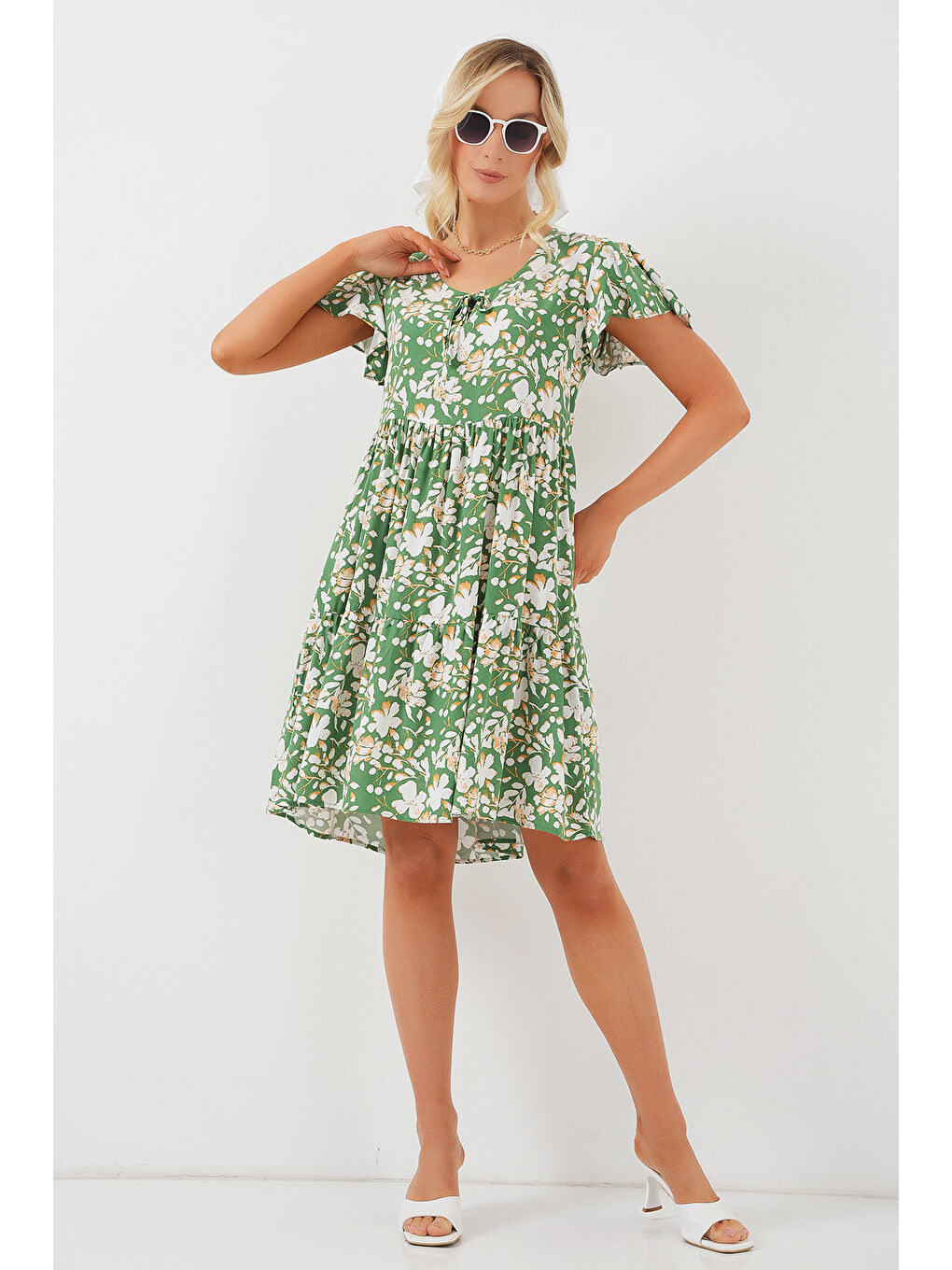 2352 V Yaka Kısa Elbise - M. Yeşil-1